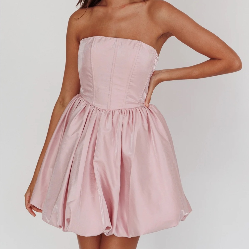 Elegant Pink Strapless Dress